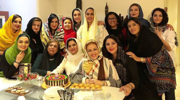 جشن تولد «کمند امیرسلیمانی» با حضور بازیگران خانم! + عکس