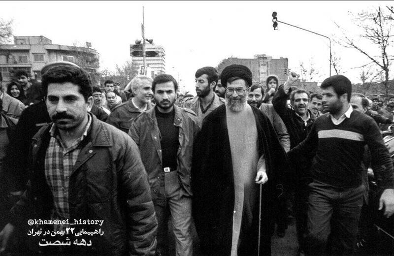 حضور رهبرانقلاب در راهپیمایی ۲۲بهمن دهه شصت + عکس - تلگرام آپ