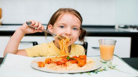  غذای چرب برای کودکان، مفید است یا خیر؟