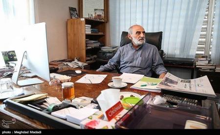 واکنش حسین شریعتمداری به کامپیوتر آمریکایی اش! + عکس
