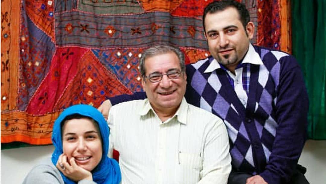 زنده یاد حسین محب اهری در کنار فرزندانش + عکس