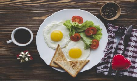  خوراکی هایی برای کاهش کسالت صبحگاهی