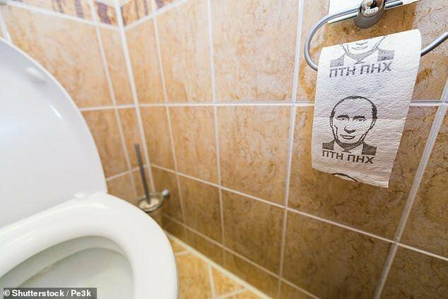 تصاویر پوتین روی دستمال توالت وزیر دفاع انگلیس! + عکس