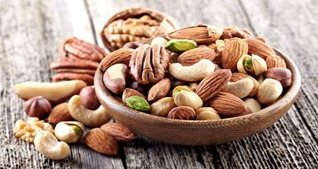 چهار ماده غذایی را هر روز مصرف کنید  تا دچار چاقی شکمی نشوید