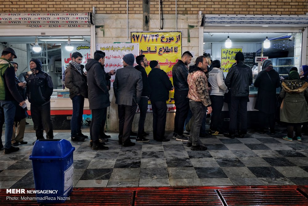 تصاویری باورنکردنی از توزیع گوشت در تهران! + عکس