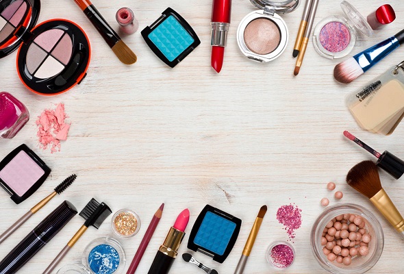  کالاهای آرایشی ساخت امریکا تقلبی و قاچاق هستند 