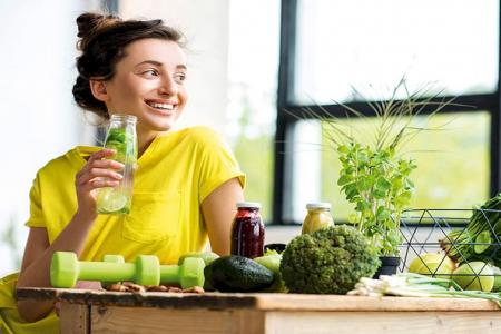  زنان در هر سنی چگونه زیبایی و سلامتی خود را حفظ کنند؟