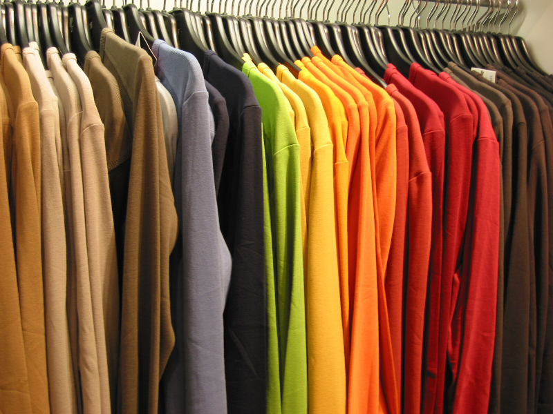 ۷ ترفند برای صرفه‌جویی در خرید لباس