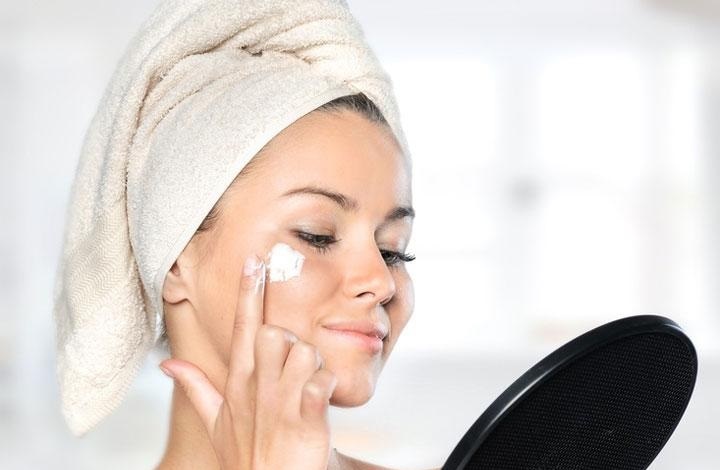  چگونه صورت خود را بیدار کنیم؟