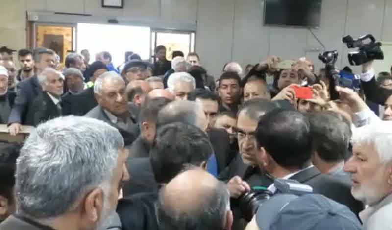 درگیری شدید لفظی وزیر بهداشت با یک فرماندار