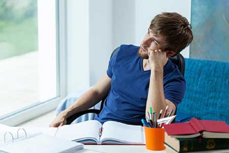 حواس‌پرتی و کاهش تمرکز نشانه‌ افسردگی است؟