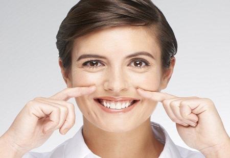 چگونه یک بوتاکس طبیعی را فقط با سه عنصر درست کنیم؟