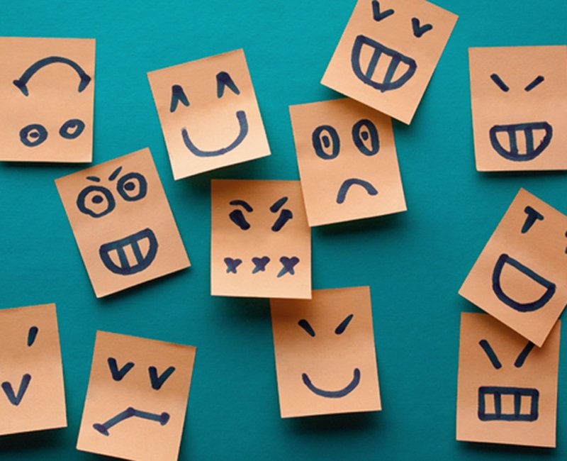  چرا برخی افراد علایق و تمایلات خود را به‌خاطر شخصی دیگر نادیده می‌گیرند 