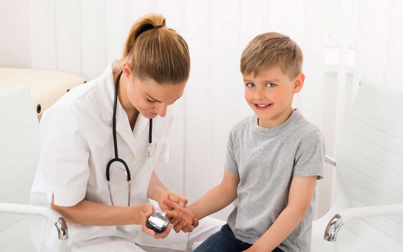هشدارهای نوروزی به والدینی که کودکان دیابتی دارند