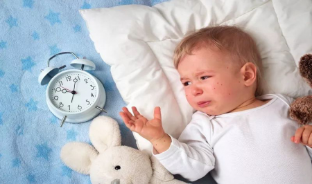 چرا بچه ها هنگام خوابیدن مقاومت می کنند