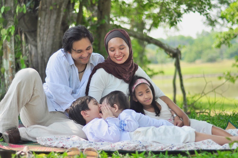 توصیه‌های دین برای شادی در خانواده 
