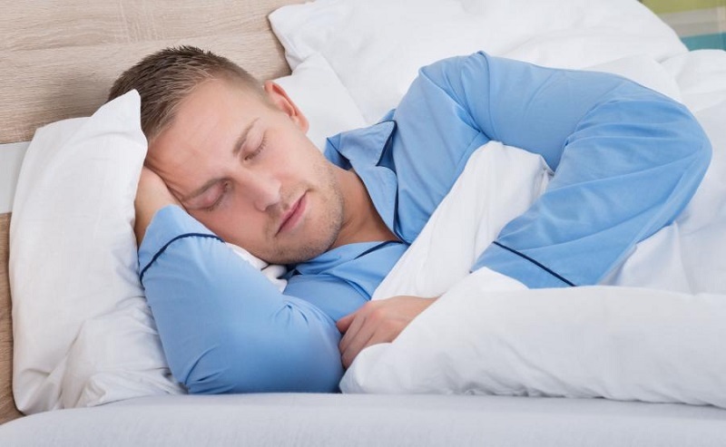  ۷ عادت ساده برای کاهش وزن قبل از خواب 