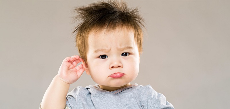  آشنایی با مهم‌ترین علائم ناشنوایی در کودکان 