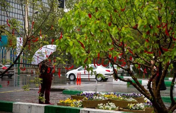 ورود سامانه‌های بارشی تا اواسط خرداد ادامه دارد