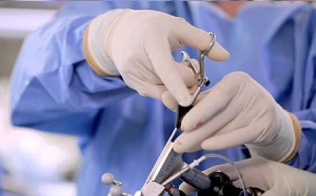 رتبه اول ایران در زمینه جراحی ها و تکنیک های کم تهاجمی در خاورمیانه 