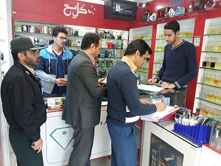 مراکز عرضه فراورده های آرایشی و بهداشتی در زیر ذره بین معاونت غذا و دارو دانشگاه علوم پزشکی سمنان