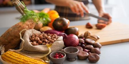 آیا میوه منبع مناسبی برای دریافت پروتئین است؟  