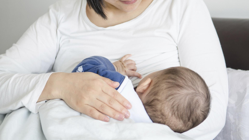 با شیر دادن به نوزاد قلبتان را تقویت کنید