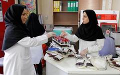 مطالبات پرستاران مطرح شد/گلایه از عملکرد وزارت بهداشت و کم لطفی دولت