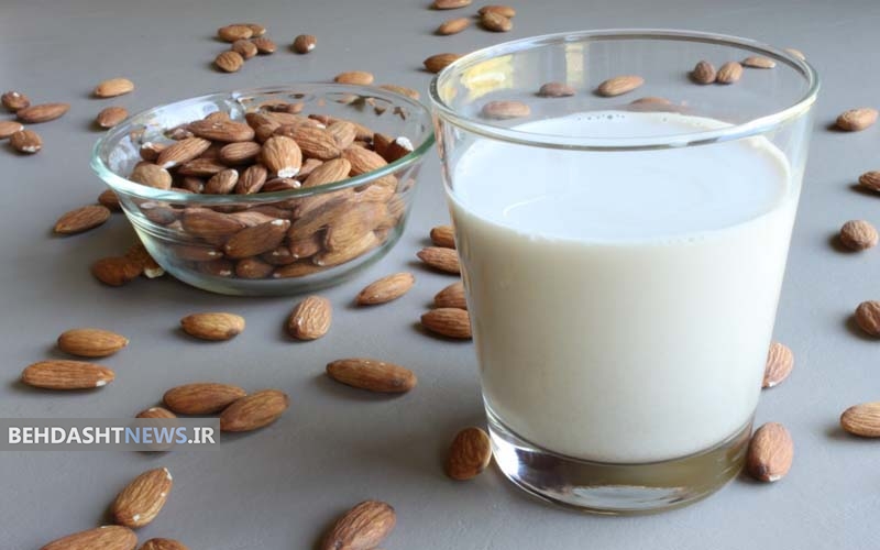 خواص شیر بادام و عسل + طرز تهیه