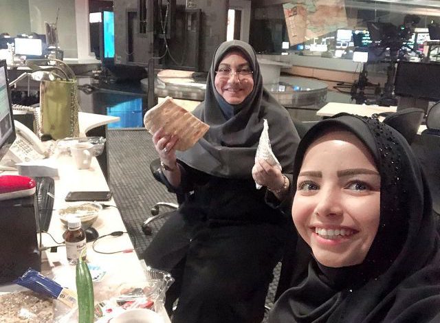 خا‌نم های مجری سر سفره افطار! + عکس