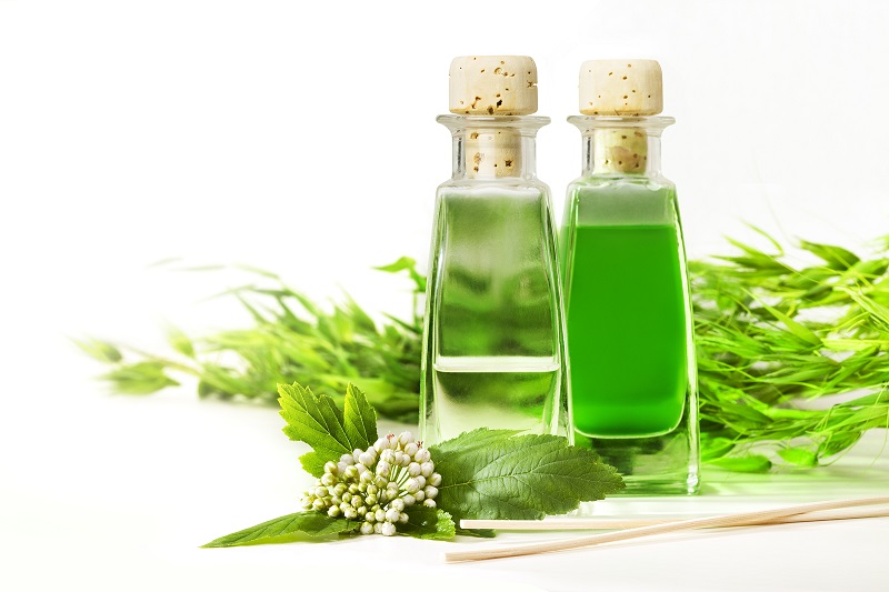 شناخت عرق گیاهی اصل از تقلبی و راهنمای مصرف آن 