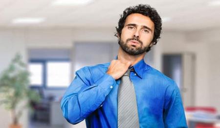 چرا وقتی مضطربیم عرق می‌کنیم؟
