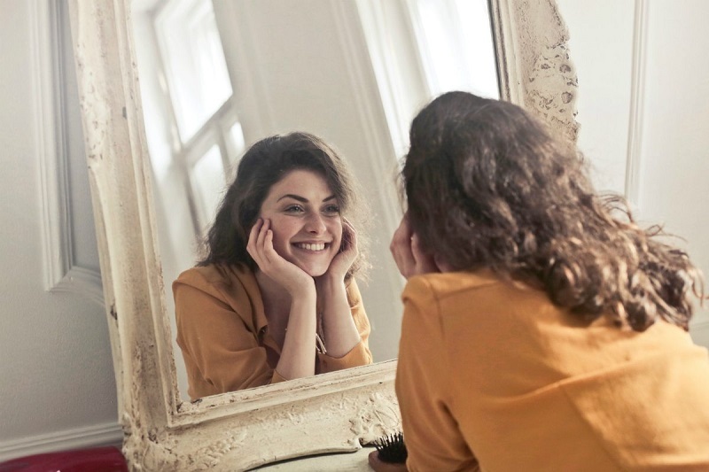  برای داشتن پوستی شفاف و شاداب این ۸ راهکار را آویزه گوشتان کنید