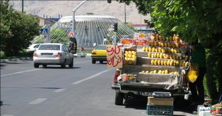 از این افراد میوه نخرید 