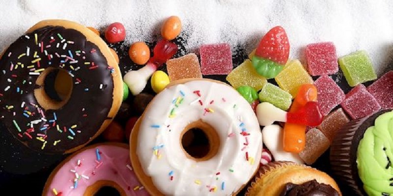 عوارض مصرف زیاد قند و خطرات آن بر پیری سلولی و چرب شدن کبد