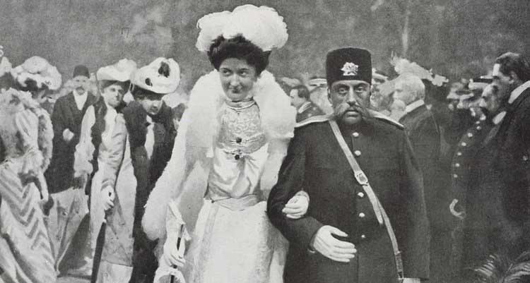 مظفرالدین شاه قاجار، دست در دست ملکه ایتالیا + عکس