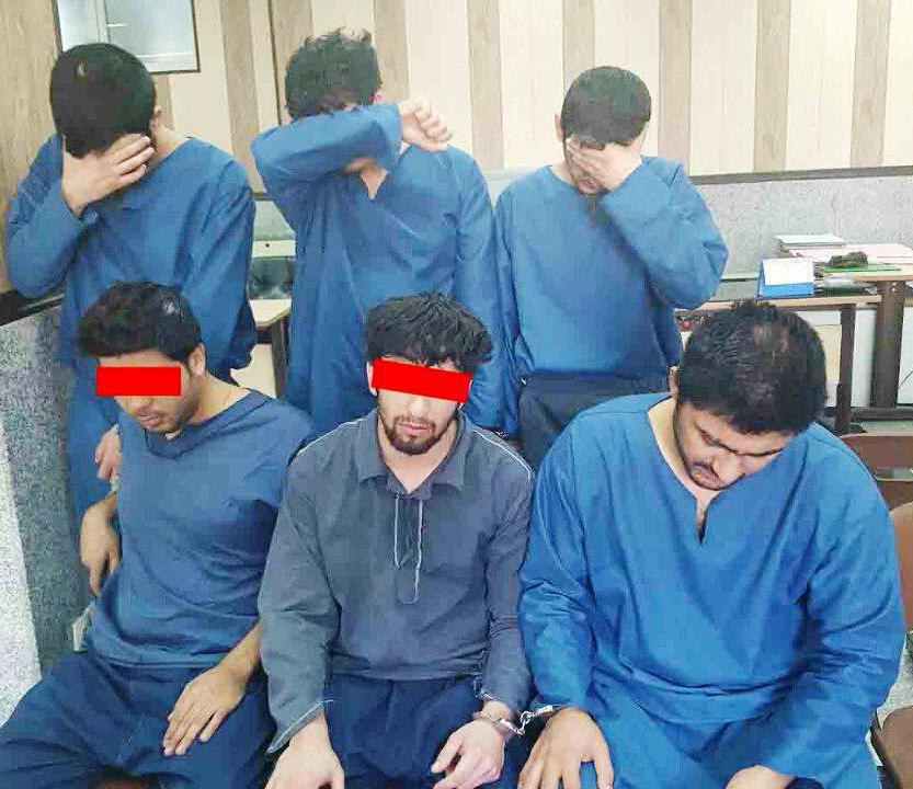 تصویر دستگیری سارقان مسلح طلافروشی تهران