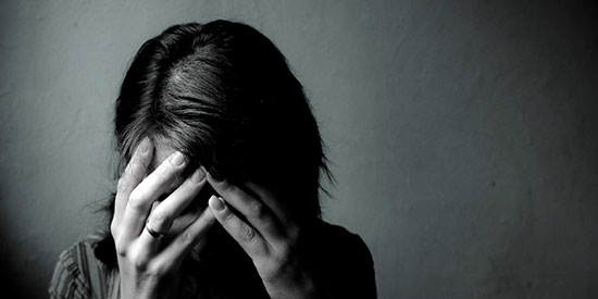 بروز علائم افسردگی در زنان بعد از سقط جنین