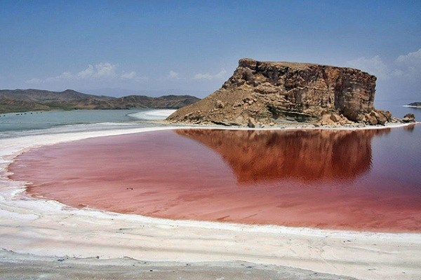 فازبندی دریاچه ارومیه موثرترین راه برای به نتیجه رسیدن احیای آن