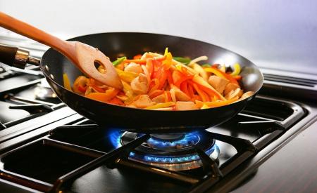 با شعله کم آشپزی کنید تا آلزایمر نگیرید
