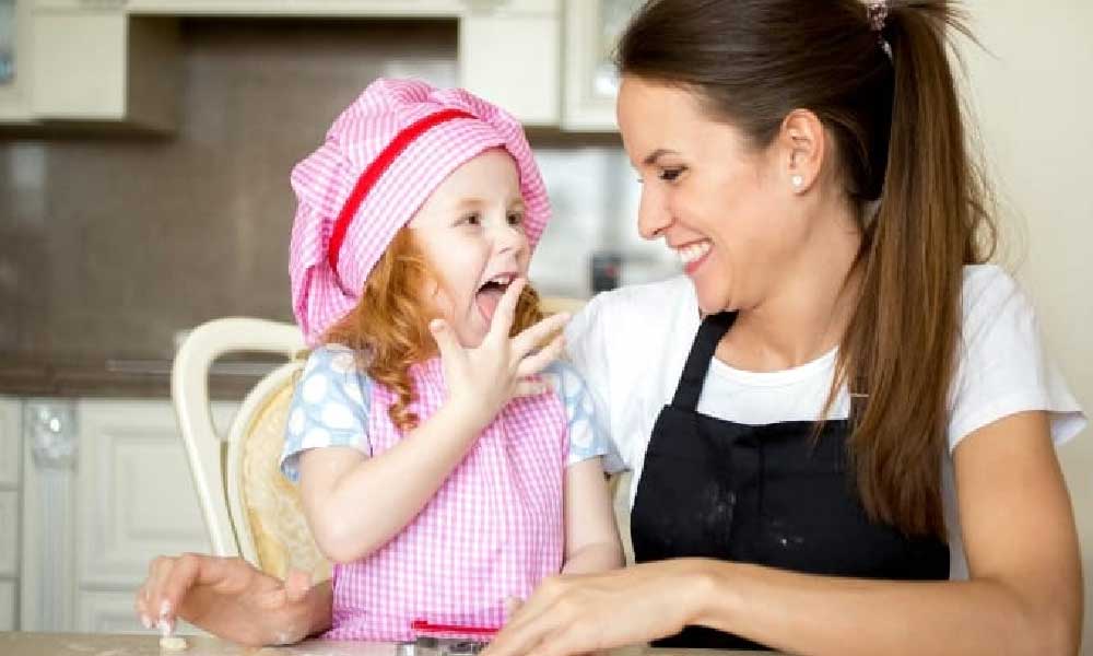 کودک خود را تشویق نکنید