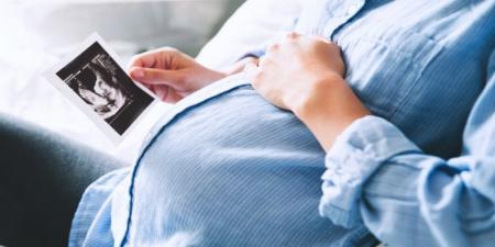 سازگاری خون زن و مرد چگونه بر بارداری تأثیر می‌گذارد؟