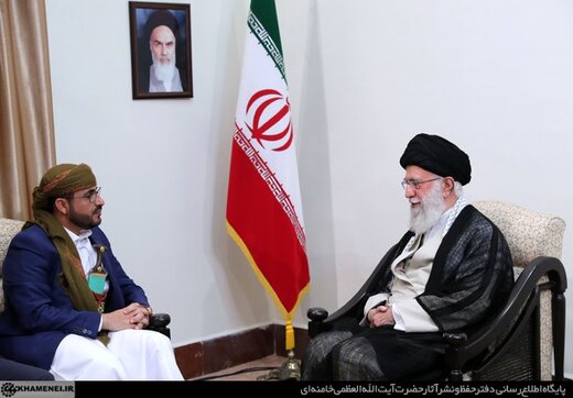 راز خنجری که عبدالسلام در دیدار با رهبر انقلاب به همراه داشت +عکس