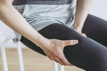 چرا دائم احساس ضعف عضلانی دارم؟