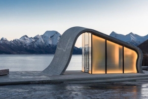  زیباترین توالت عمومی جهان با منظره و طراحی بی نظیر + عکس