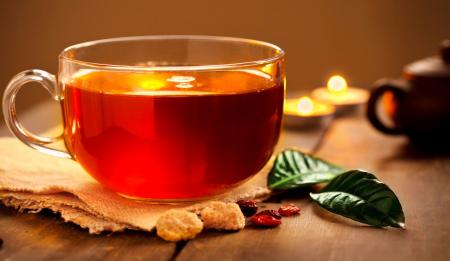 نوشیدن چای بعد از غذا ممنـــوع