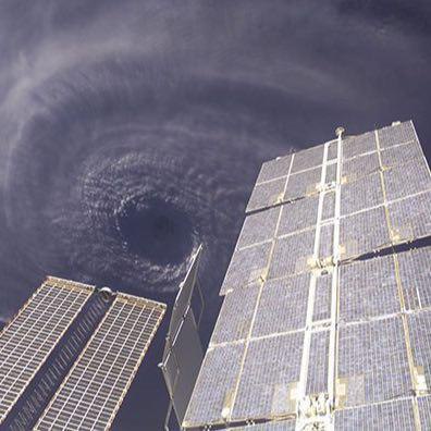 تصویر هولناک ناسا از طوفان ایوان بر فراز اقیانوس اطلس + عکس