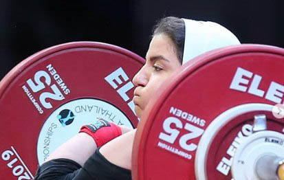 نخستین بانوی وز‌نه‌بردار ایرانی در مسابقات قهرمانی جهان + عکس