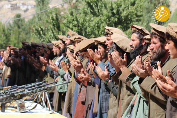 پیوستن تعدادی از اعضای طالبان به دولت افغانستان + عکس