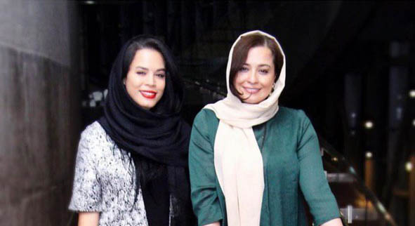 خوا‌هران شر‌یفی نیا در یک مرا‌سم + عکس